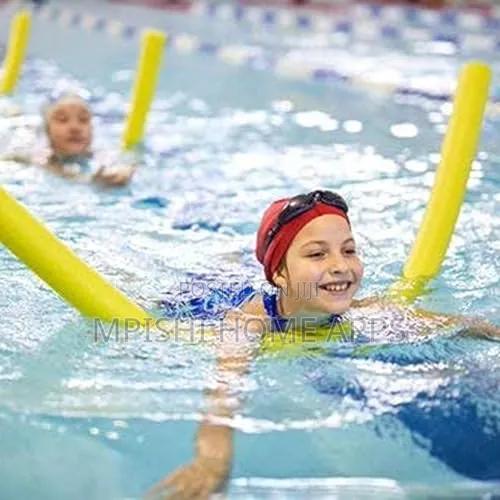 Swimming Pool Noodle - thumbnail 4