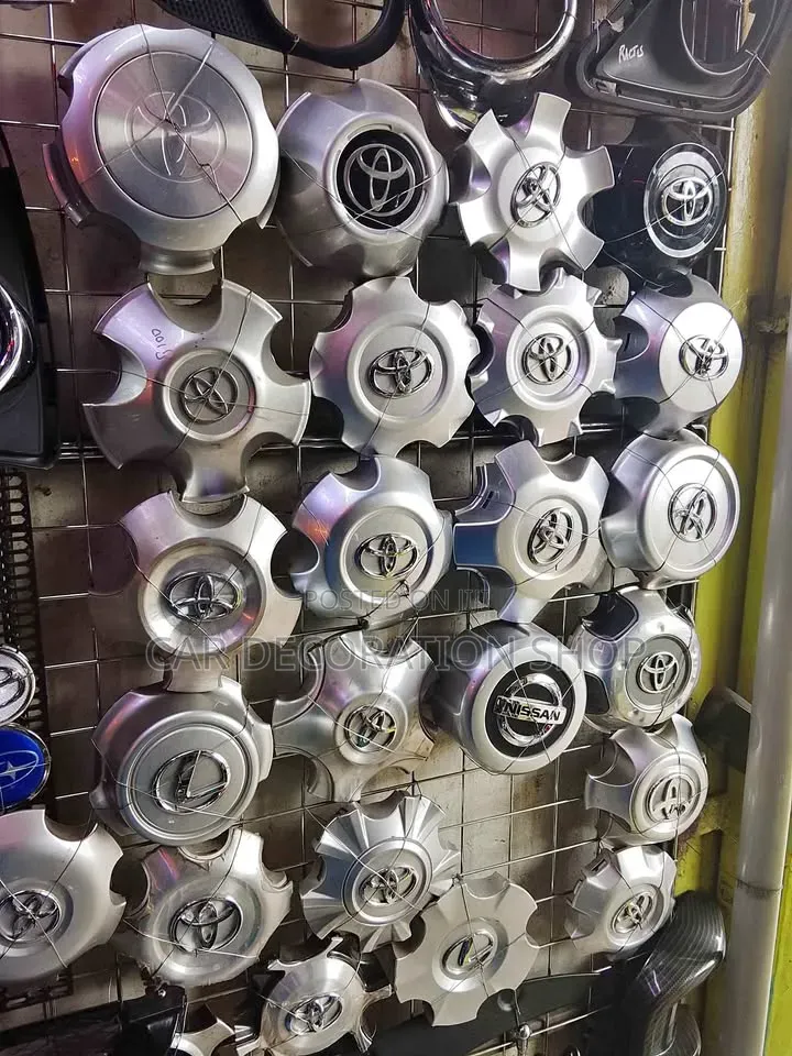Toyota Wheel Hub Cover in Different Designs From 1500