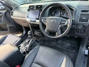 Toyota Land Cruiser Prado 2.8 2021 Black