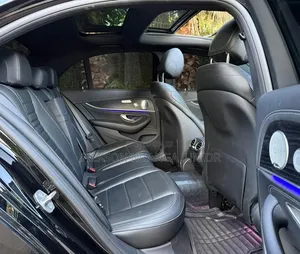 Mercedes-Benz E200 2019 Black
