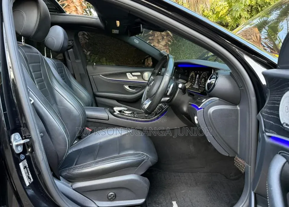 Mercedes-Benz E200 2019 Black