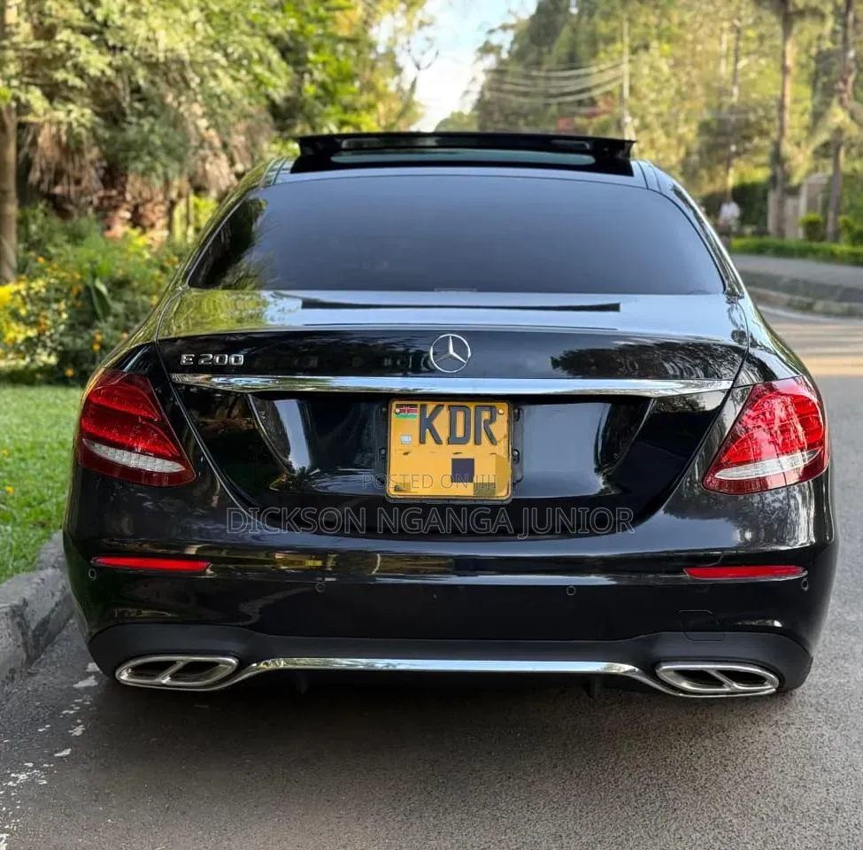 Mercedes-Benz E200 2019 Black