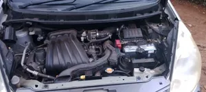 Nissan Note 1.6 Petrol 2011 Silver
