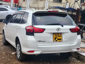 Toyota Corolla Fielder 2016 White