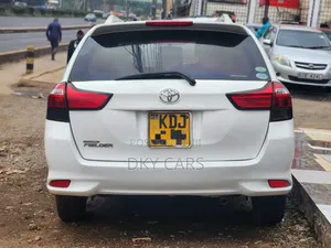 Toyota Corolla Fielder 2016 White