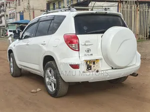 Toyota RAV4 2007 White