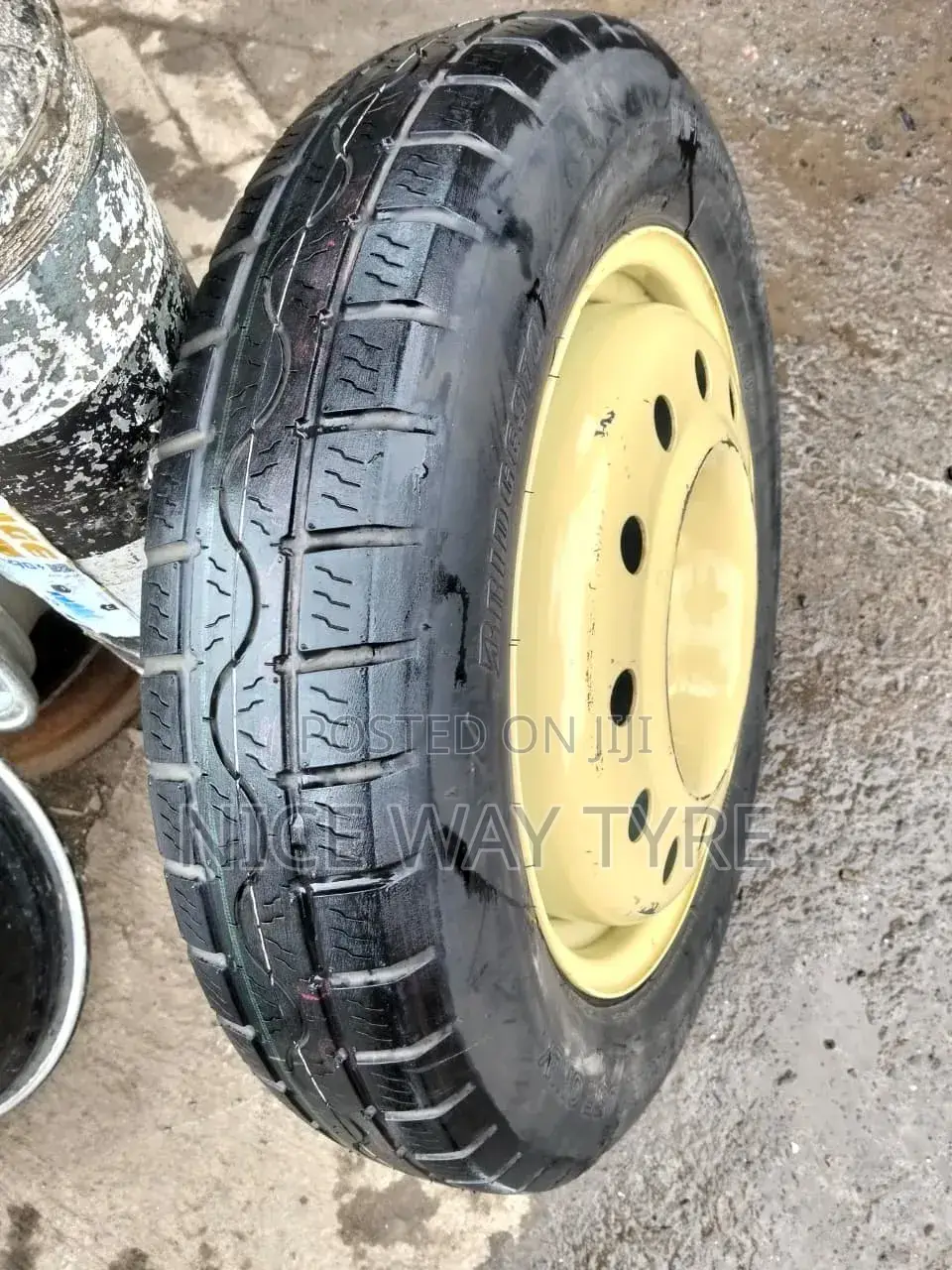 Size 17 Spare Wheel Harrier