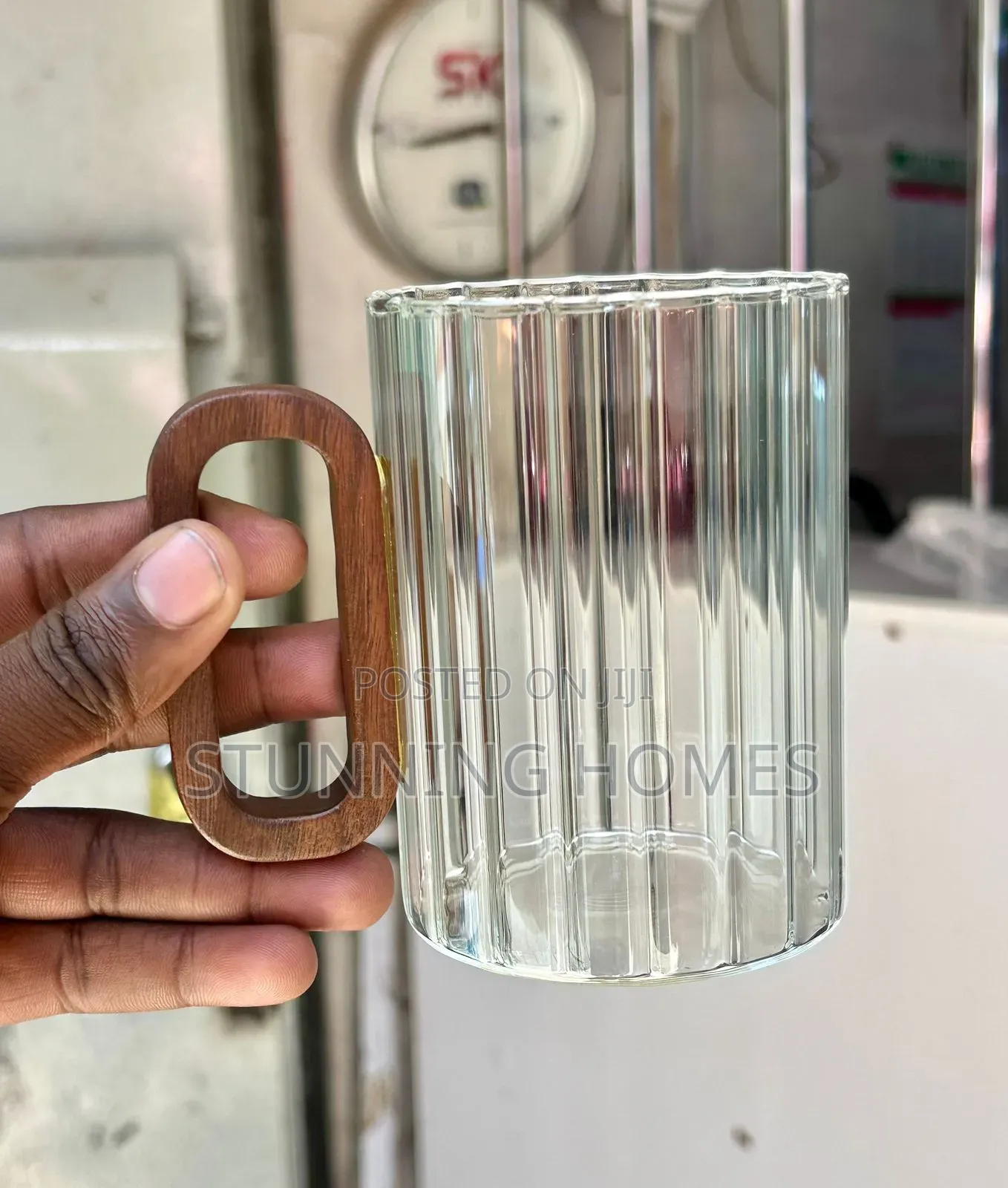 6 Elegant Glass Tea Cups With a Wooden Handle