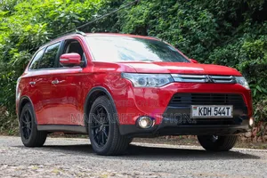 Mitsubishi Outlander 2015 Red