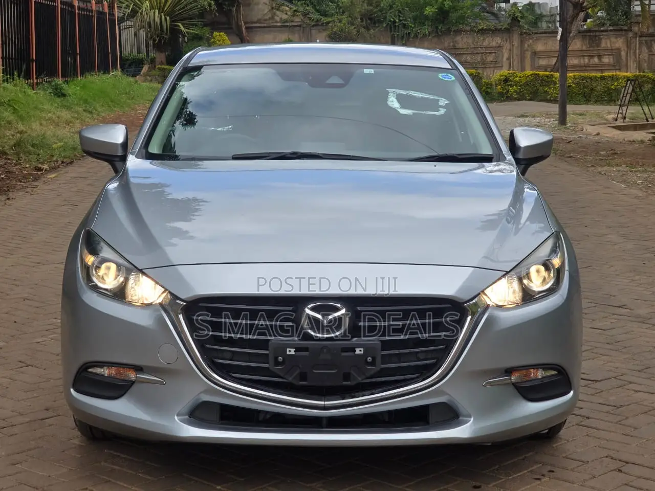 Mazda Axela 2018