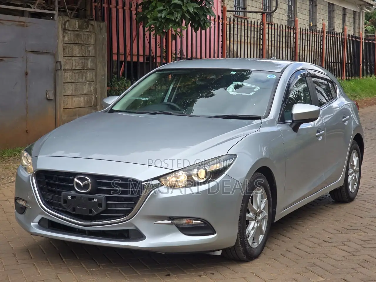 Mazda Axela 2018