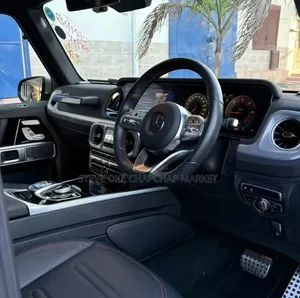 Mercedes-Benz G-Class 2022 Silver