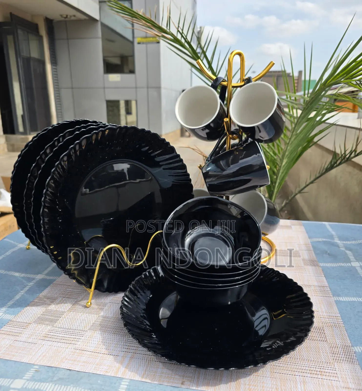 18pcs All Black Ceramic Dinnerset