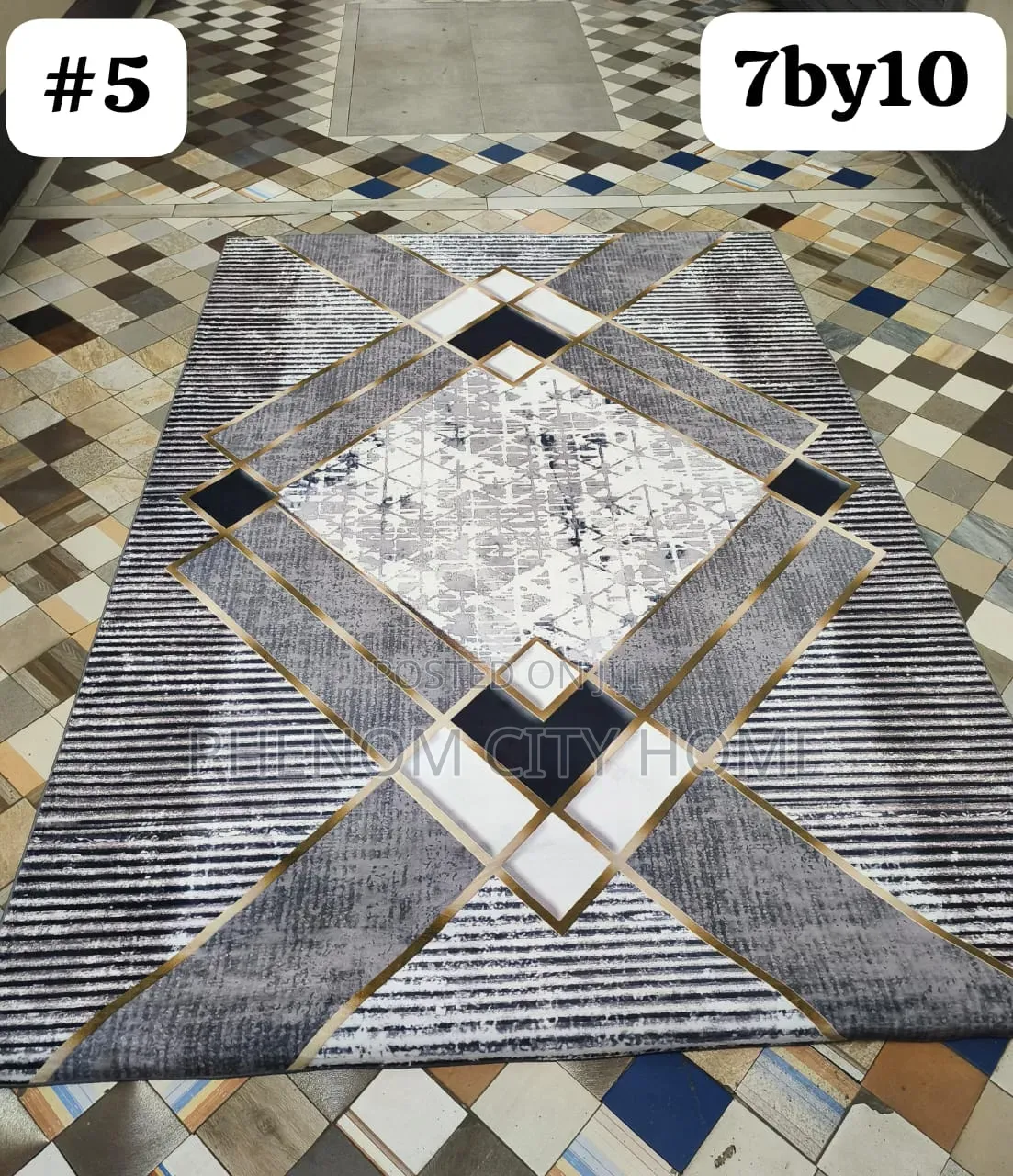Modern Grey Themed Patterned Carpet
