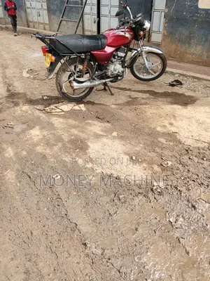 Bajaj Boxer 100 2021 Red