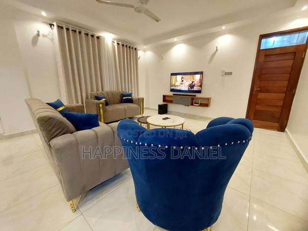 Fully Modern Furnished Spacious 3 Br Appartment - thumbnail 3