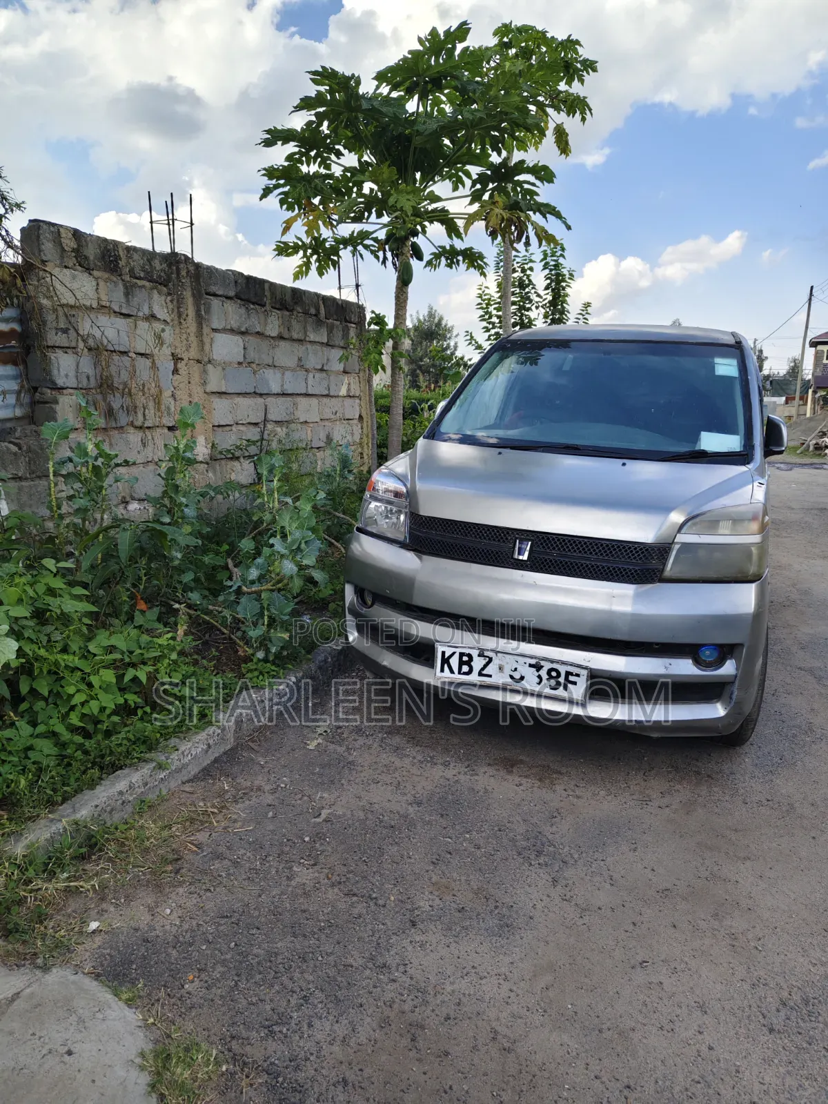 Toyota Noah 2007 Gray