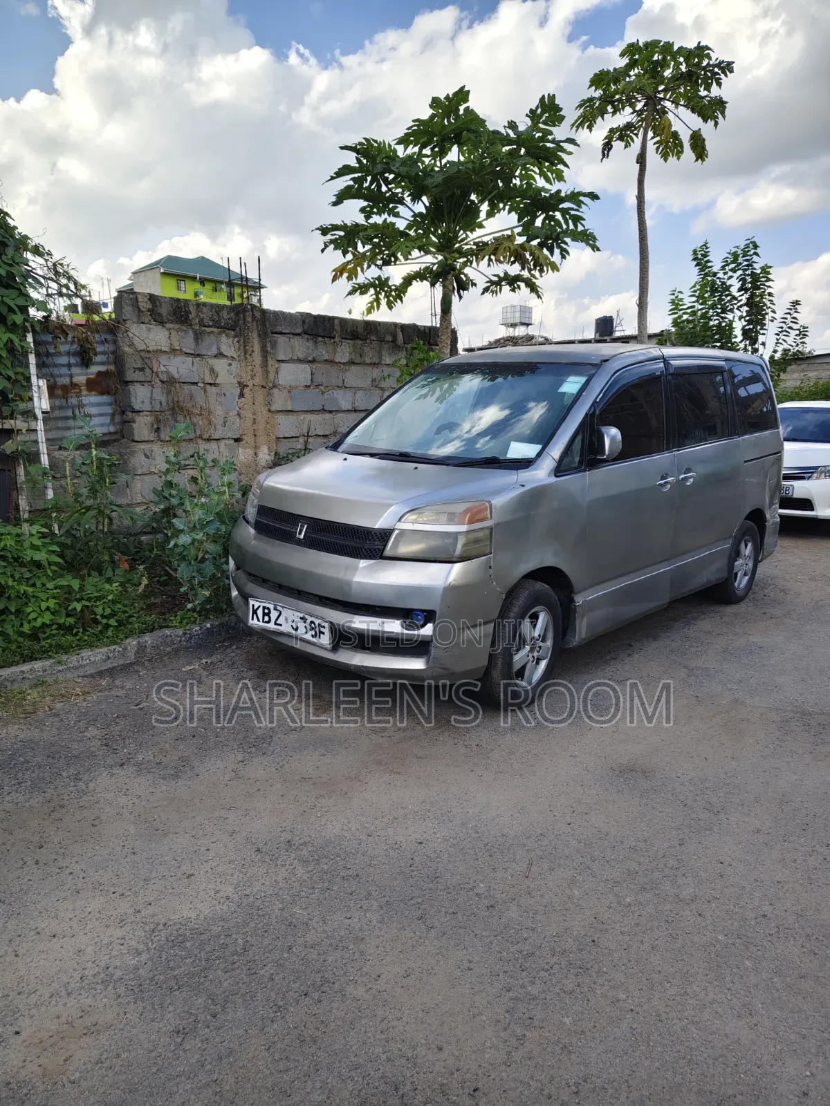 Toyota Noah 2007 Gray