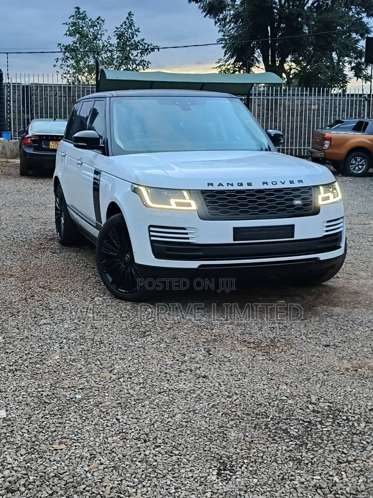 Land Rover Range Rover Vogue 2019 Pearl