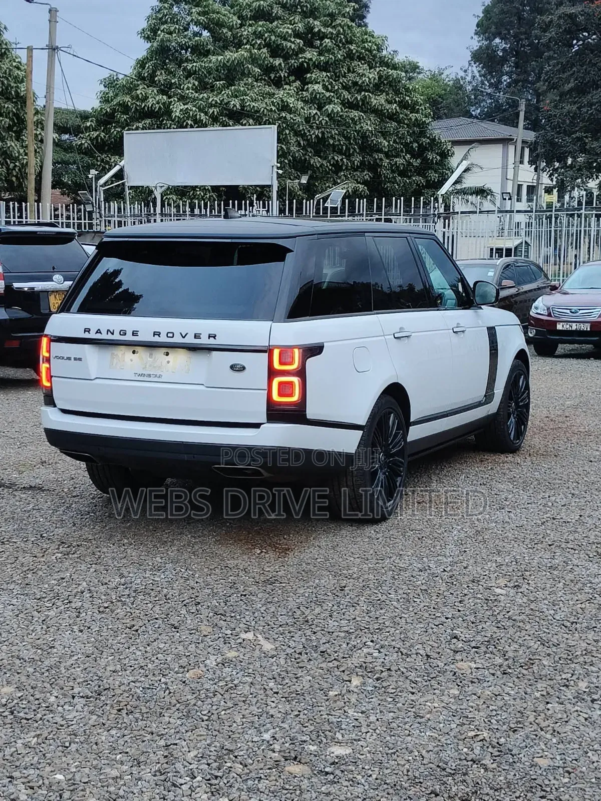Land Rover Range Rover Vogue 2019 Pearl