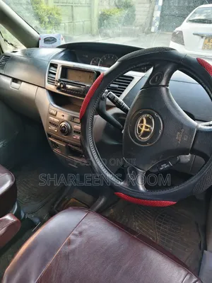 Toyota Noah 2007 Gray