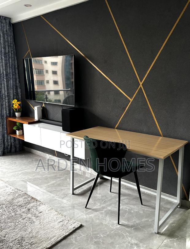 Furnished 1bdrm Apartment in Valley Arcade for rent - thumbnail 2