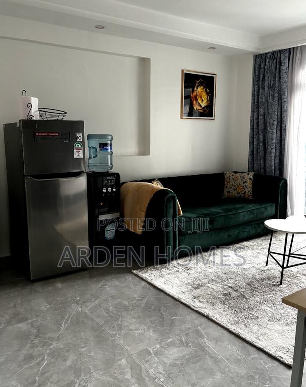Furnished 1bdrm Apartment in Valley Arcade for rent - thumbnail 6