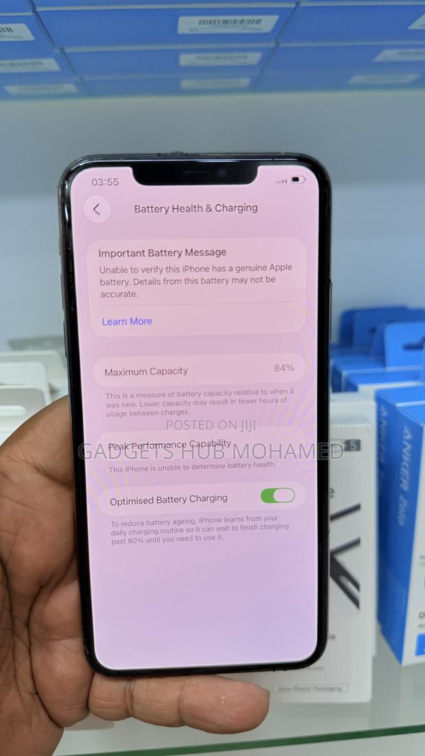 Apple iPhone 11 Pro Max 256 GB Gold - thumbnail 4