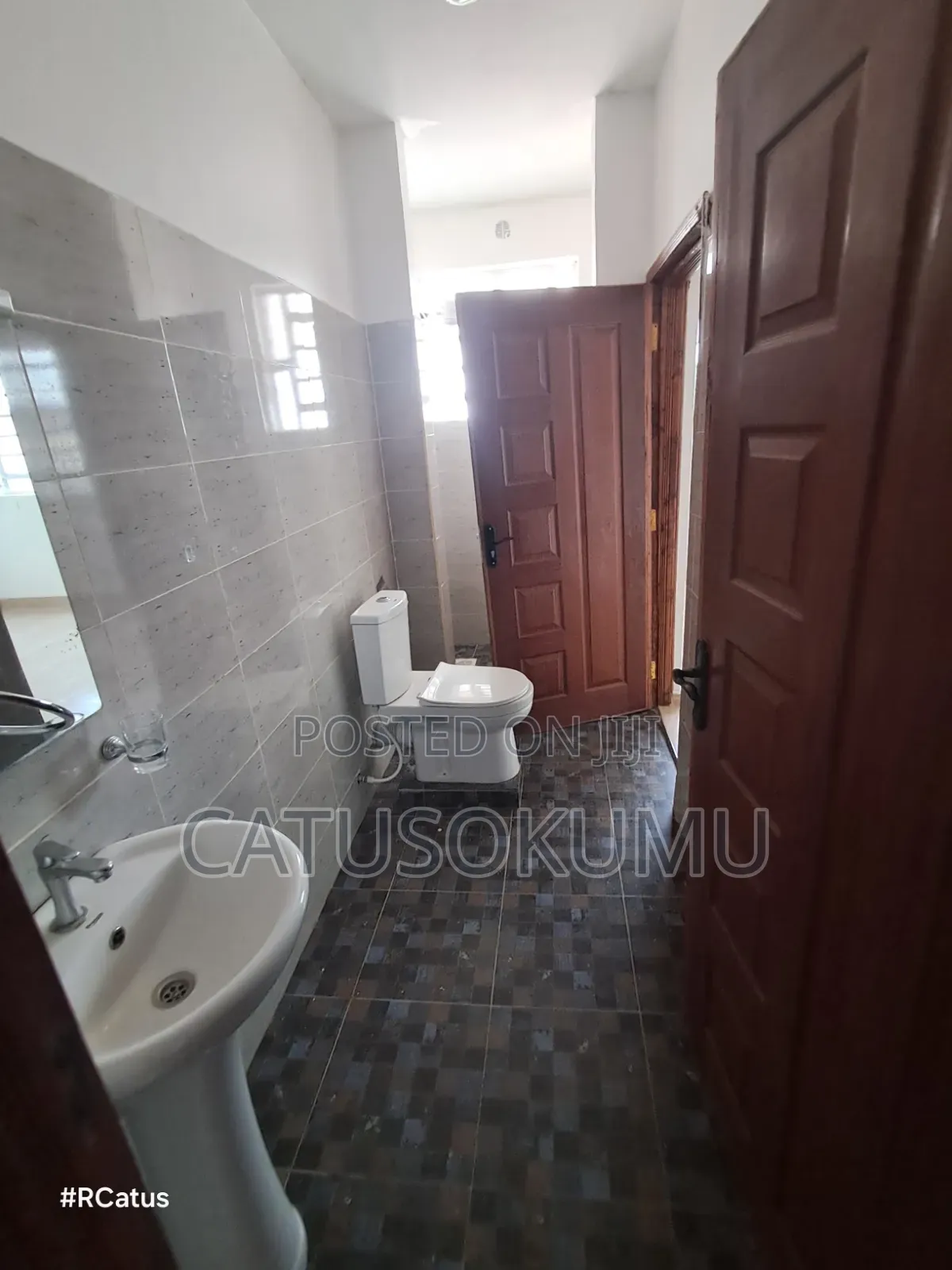 2bdrm Apartment in Syokiau, Gateway Mall Area for rent