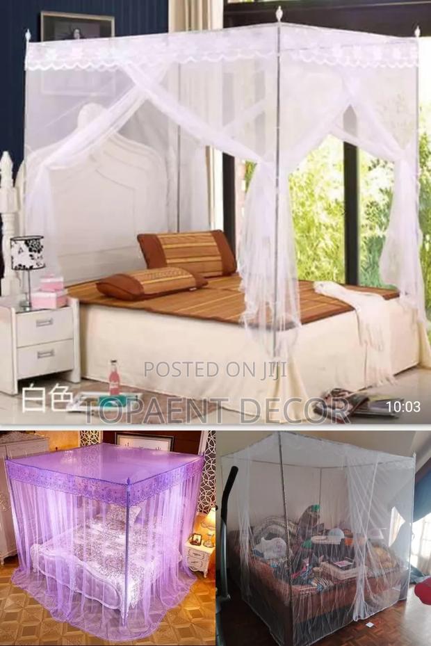 White and Purple , Easy to Fix Four Stand Mosquito Nets