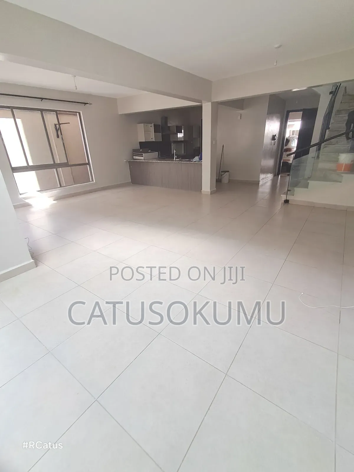 5bdrm Maisonette in Syokimau, Gateway Mall Area for rent