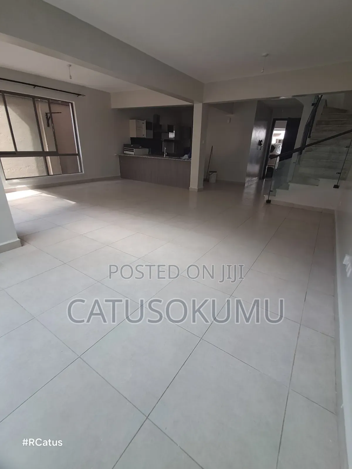 5bdrm Maisonette in Syokimau, Gateway Mall Area for rent