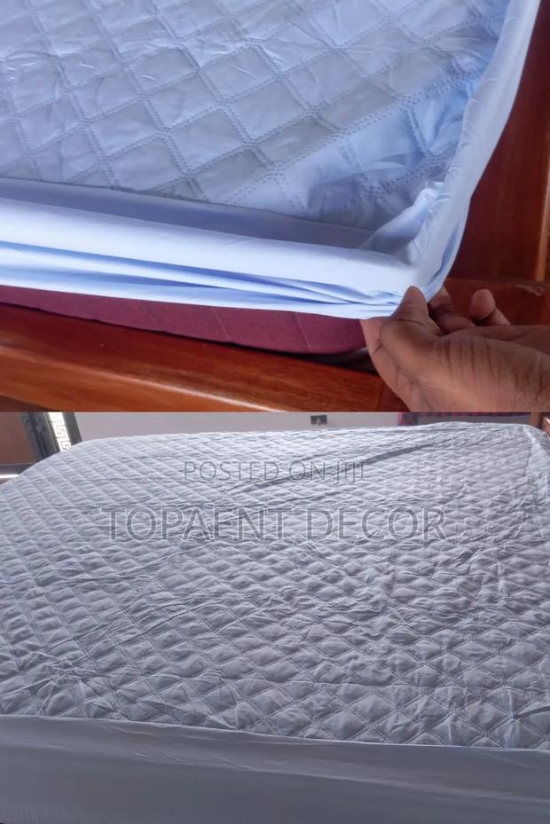 Well Fitting in Corners King Size Mattress Waterproof Protector