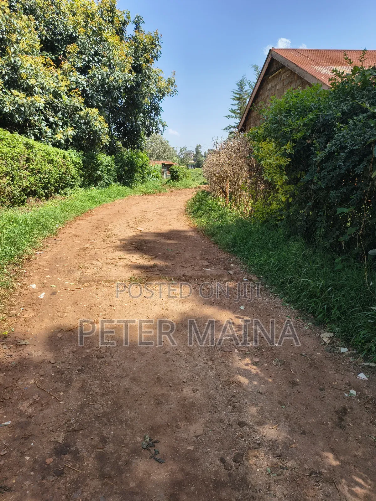 Plot for Sale 40 by 110 Located in Gachie
