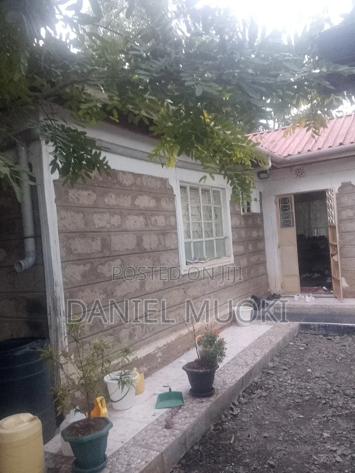 4bdrm Maisonette in 100, Joska for sale
