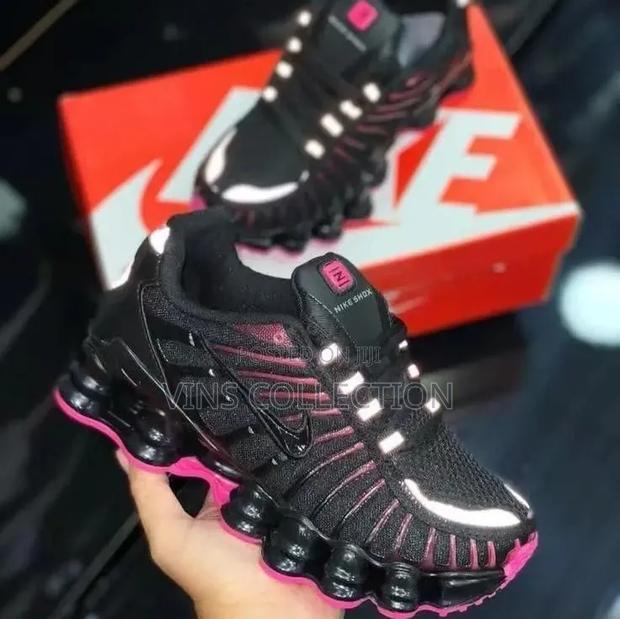 Nike Shox Sneakers - thumbnail 3