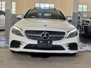Mercedes-Benz C200 2020 White