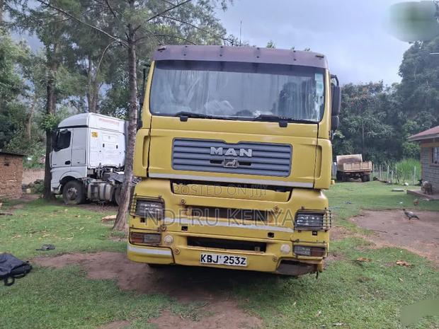 Man Tgs 34 460 Prime Mover - thumbnail 2