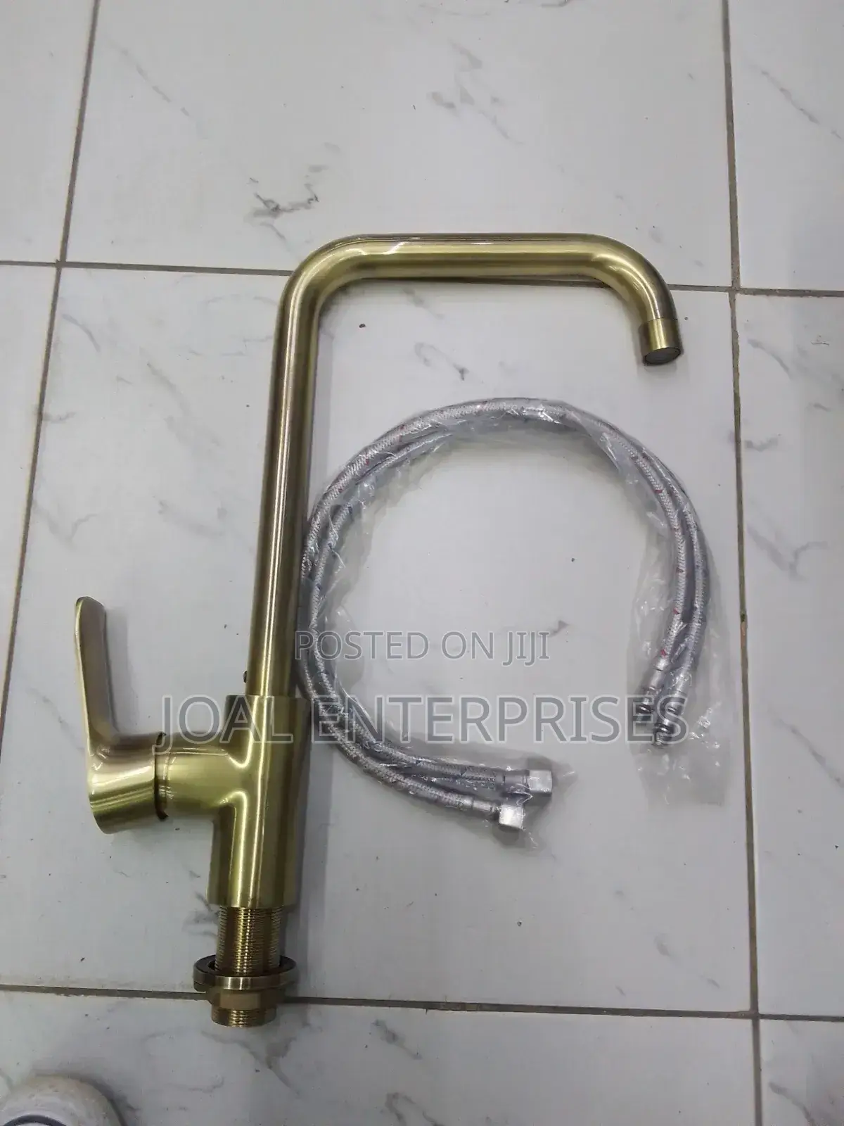 Gold Kitchen Mixer Tap Pillar