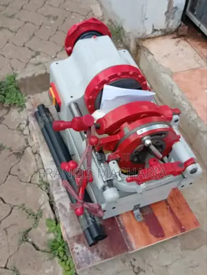 Heavy Duty Pipe Thread Making Machine