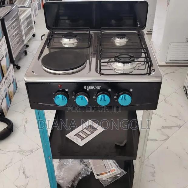 Rebune Standing Gas Stove With Shelves