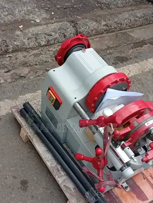 Bolt Threading Machine
