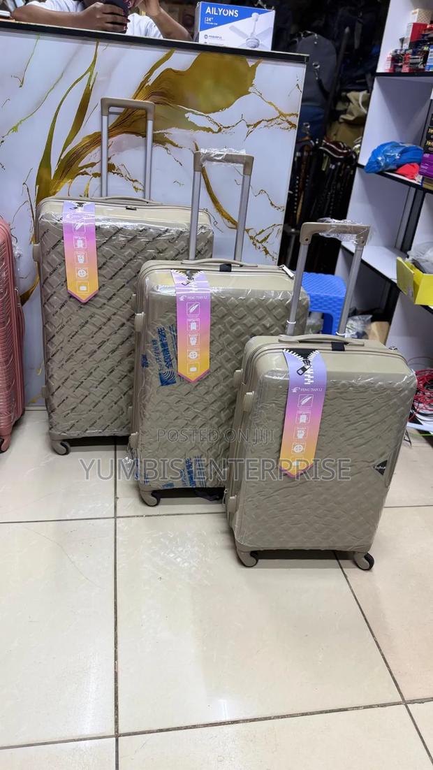 Xl Suze 30 Rubber Unbreakable Suitcases75cm,69cm,59 Set 8500 Full Set