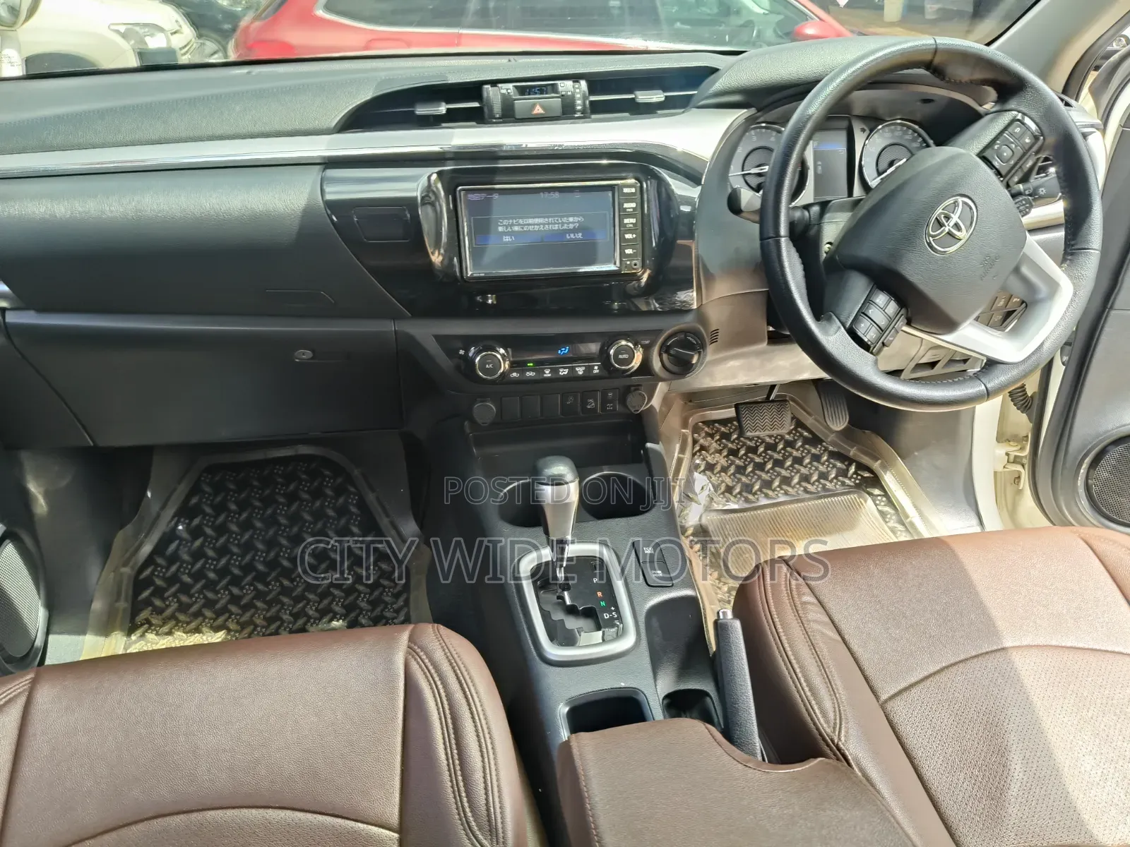 Toyota Hilux Revo Double Cab Deisel 2.4 AWD 2020 White