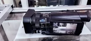 Sony HDR-Cx900 Prosumer Handycam Camcorder (1-Inch Large Sensor)