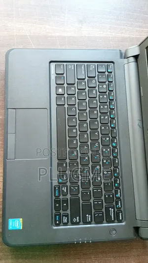 Laptop Dell Latitude 3350 8GB Intel Core i5 HDD 500GB