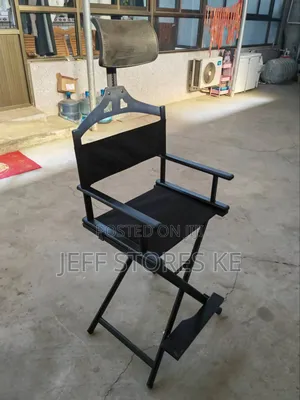 Simple and Quality Make Up Chair