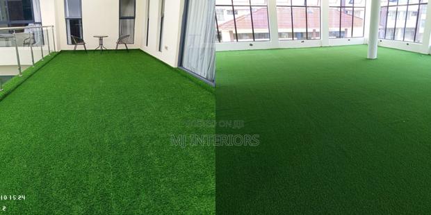 Premium Artificial Turf for Balcony Rooftop Installation