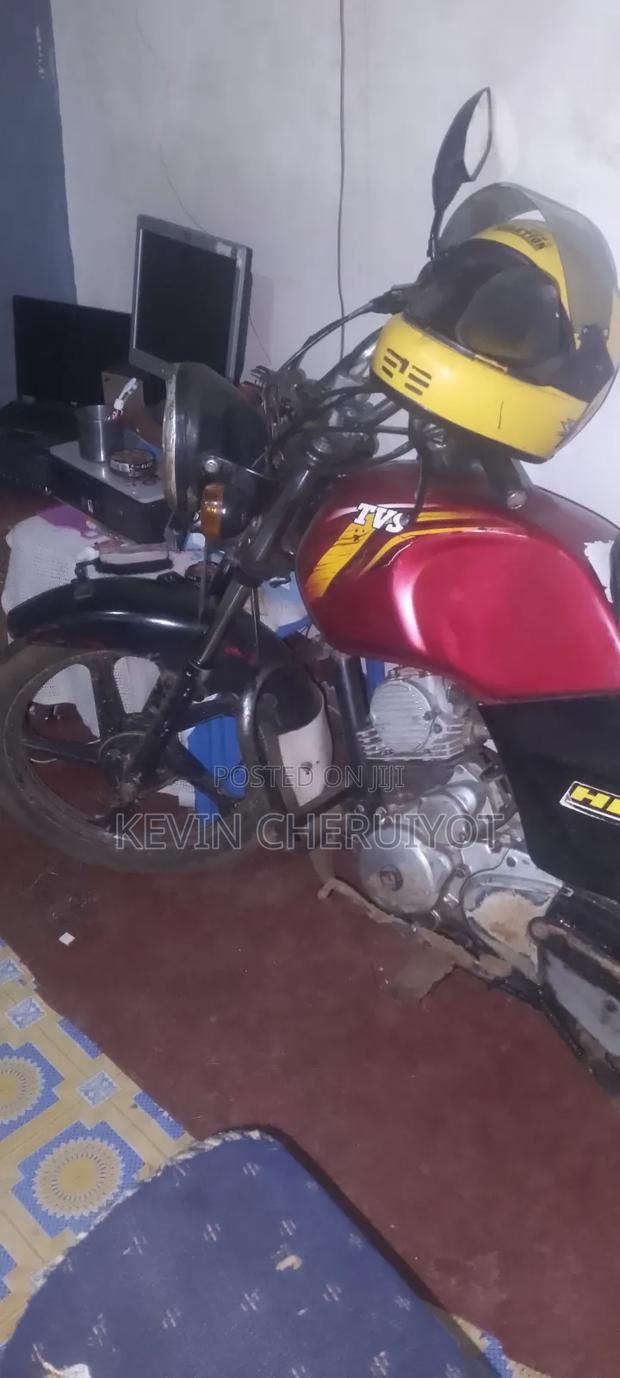 TVS HLX Plus ES 2021 Red