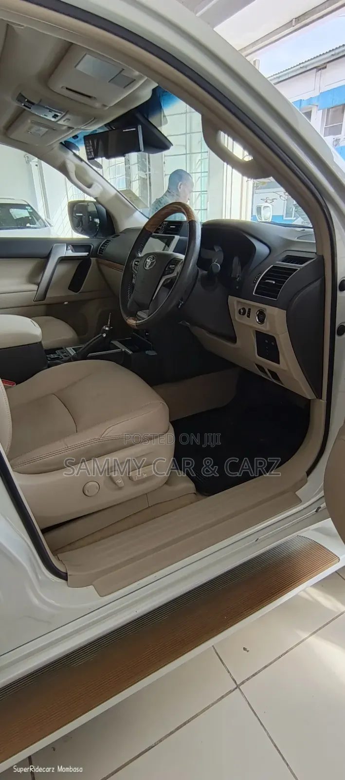 Toyota Land Cruiser Prado 2019 White